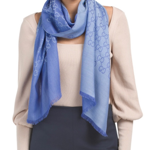 **SOLD** Authentic GUCCI light Blue & Periwinkle Wool And Silk Logo Scarf NWT - Picture 2 of 9